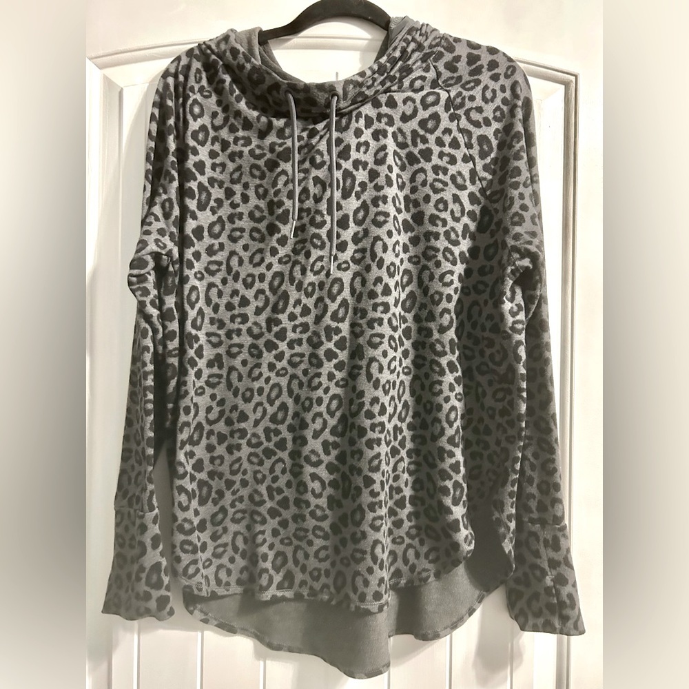Gray Leopard Print Women's Top